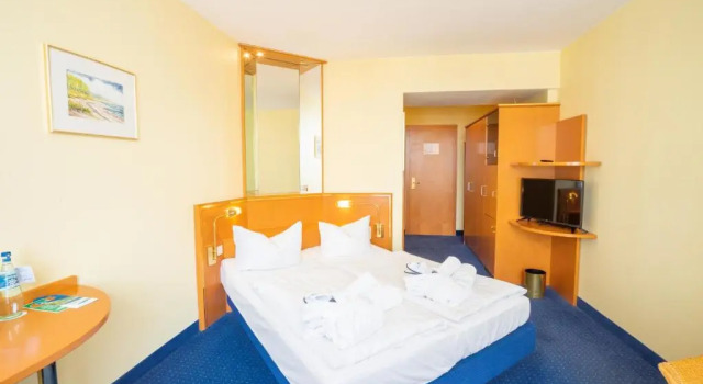 Двухместный номер Standard с балконом и с видом на море Arkona Strandhotel