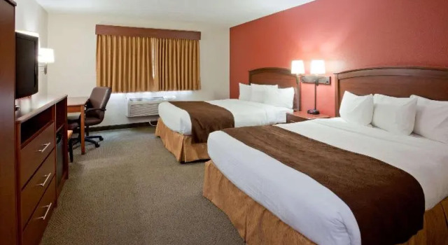 Номер Standard AmericInn by Wyndham Sauk Centre
