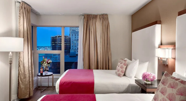 Люкс Auberge Vancouver Hotel