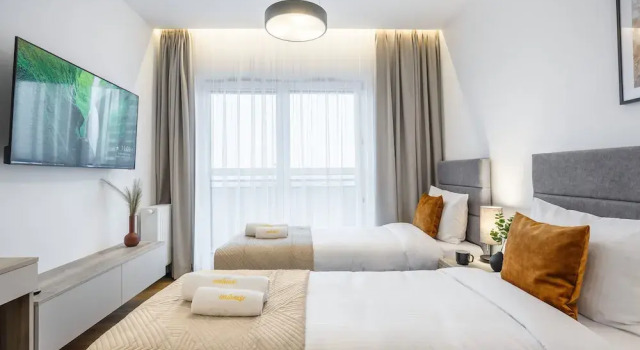 Апартаменты Business Emihouse Riverside Premium Apartments