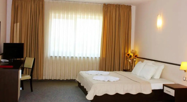 Студия Kendros Hotel