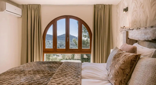 Коттедж Can Furnet in Ibiza With 4 Bedrooms and 8 Bathrooms