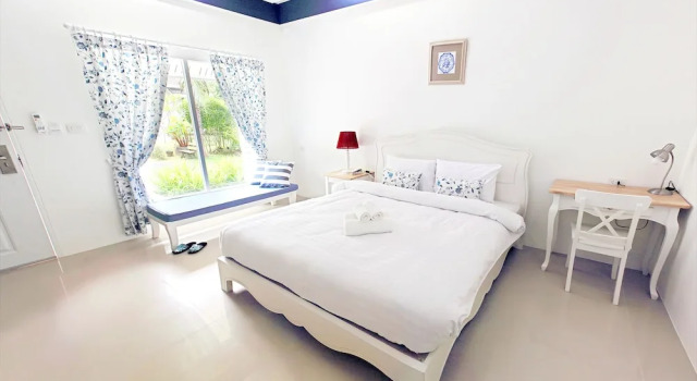 Вилла Deluxe с балконом A Little Villa