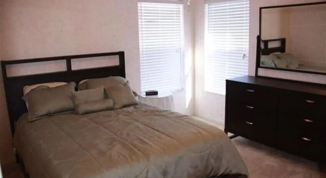 R1 Esprit 4 bed / 3 Bath, Book Feriehus Hoteller i Four Corners med pool, Swimmingpool
