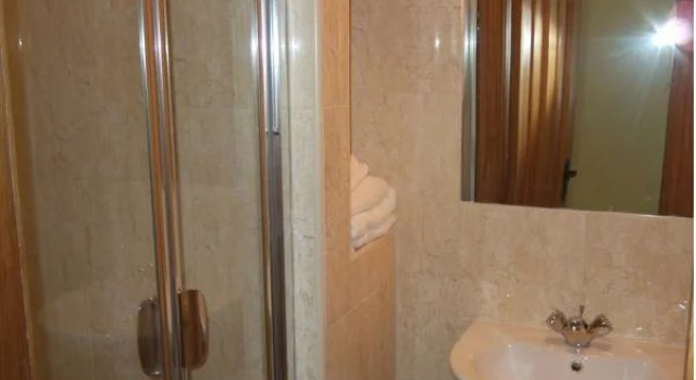 Rosehill B&B, Забронировать Отель Росслар 