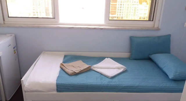 At Ease Inn, Забронировать Отель Лиссабон Эстремадура, рядом с Hipodromo do Campo Grande