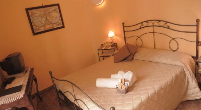 I Visconti, Buchen Sie Hotel Neapel Kampanien, in der Nähe von MUSA