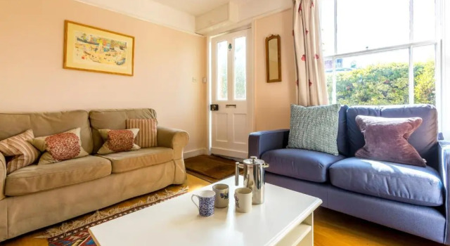 5 Coastguard Cottages