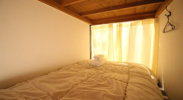 Кровать в общем номере (женский номер) THE NEXT DOOR Dormitory & Private Hostel