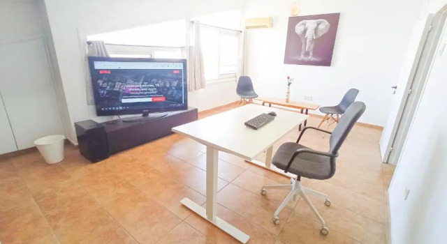 Luxury Maisonette Apartment -SEA VIEW, NETFLIX, GYM- 5 Min from Beach, Book Apartment Larnaka Larnaca Region
