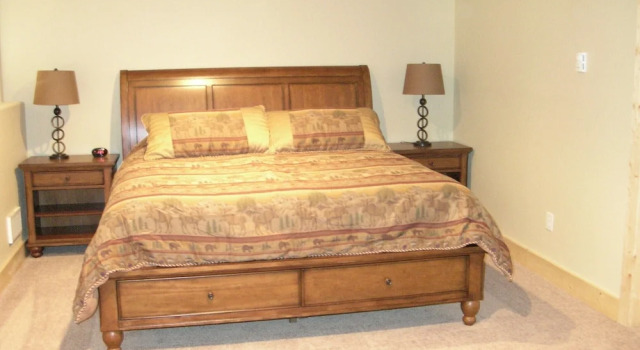 Pineview Lodge, Rezerwuj Hotel Hamilton Montana