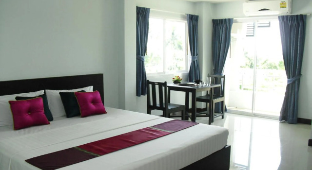 Raya Rawai Place