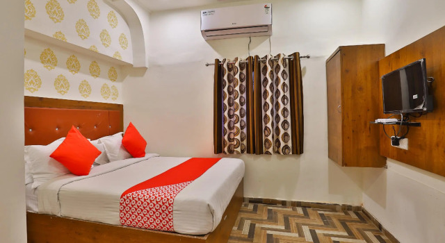 OYO 30712 Hotel Surya, Rezerwuj Hotel Hotele w Gujarat ze śniadaniem, Śniadanie