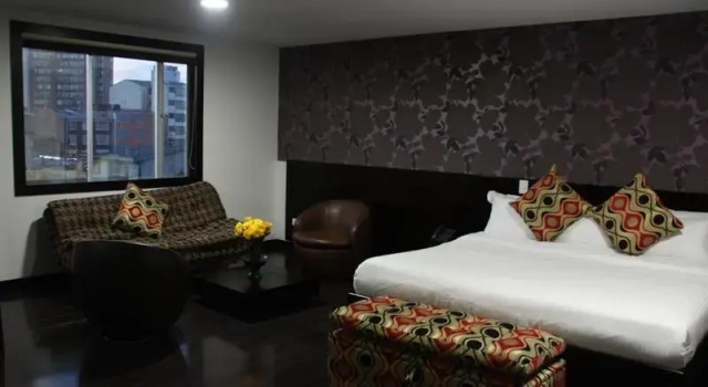 Двухместный номер Standard с балконом Hotel Boutique City Center