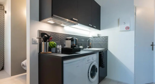 Апартаменты c 1 комнатой studio cosy proche Lyon part dieu