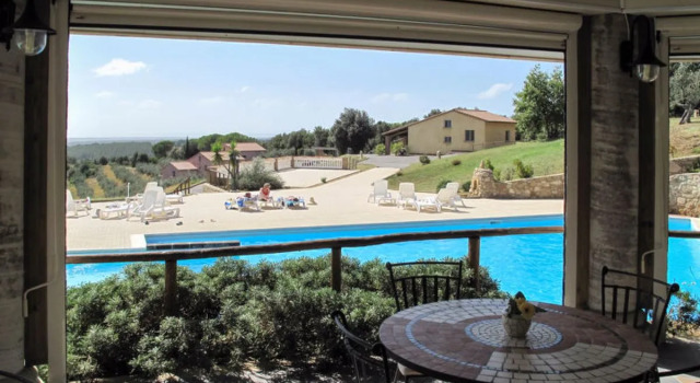 Il Felciaione 23602, Book Hotel Hotels in Riparbella with Parking, Parking