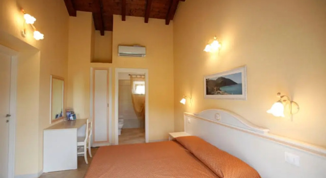B&B Terra Di Liguria, Забронировать Отель «постель и завтрак» Казарца-Лигуре Итальянская Ривьера
