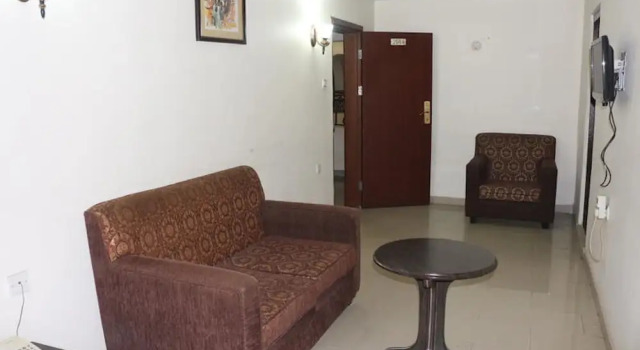 Michelle Suites