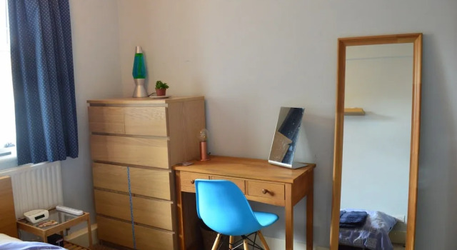 Flat in the Centre of Stoke Newington, Забронировать Отель Лондон Большой Лондон, рядом с Stoke Newington Station