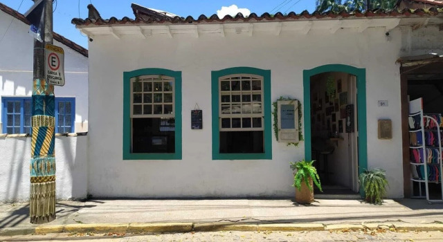 Com Verso e Prosa RePouso - SIMPLES e charmosa a poucos passos do centro histórico, Забронировать Отель Отели Парати 3 звезды, рядом с Culture House, 3*