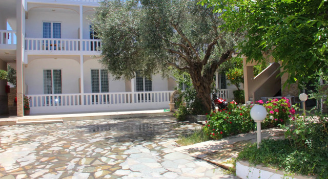 Hotel Ikaros