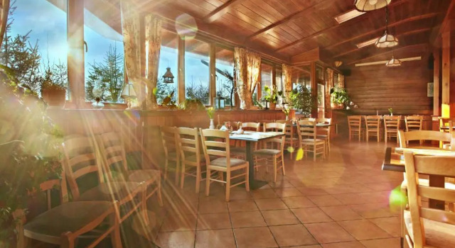 Abro, Boek Hotel Augustów 