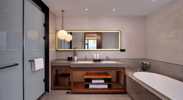 Люкс Deluxe Hilton Garden Inn Jinzhou Central Street