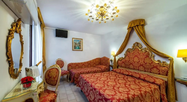 Трёхместный номер Classic Hotel Al Vagon