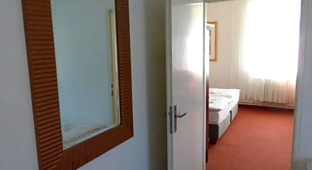 Номер Economy Hotel Svornost