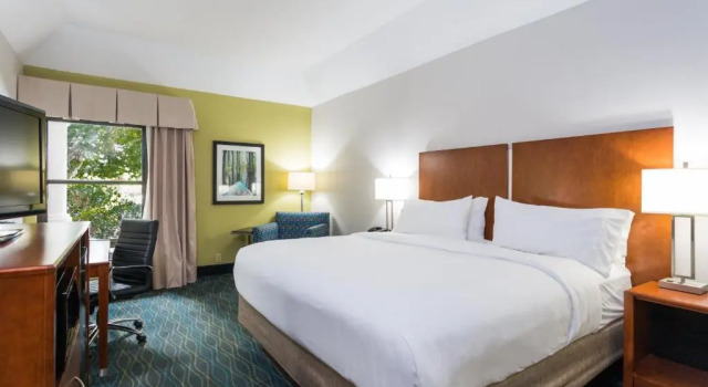 Двухместный номер Standard Holiday Inn Express & Suites Wilmington-University Center by IHG