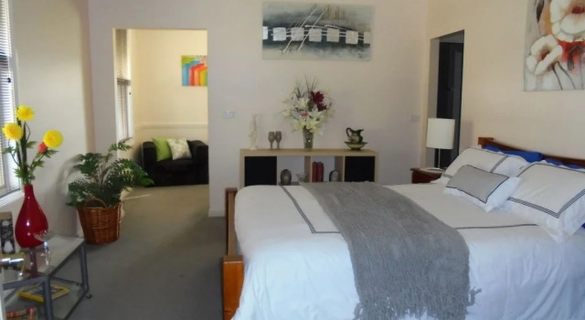 Goulds Country Guest House, Book Pension Hoteller i St Helens med parkering, Parkering