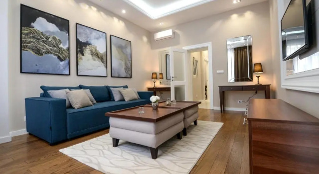 Апартаменты Superior Main Square Residence
