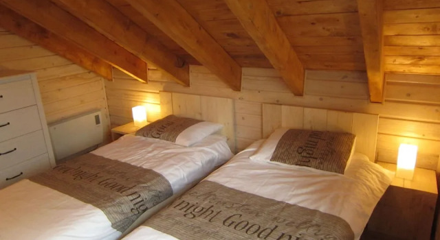 Cozy Chalet in Oignies-en-Thierache with Sauna, Забронировать Шале Уаньи-ан-Тьераш провинция Намюр