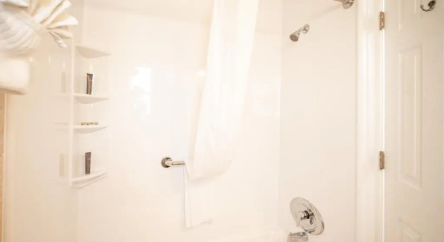 Номер Standard Island Sun Inn & Suites - Historic Venice & Beach Getaway