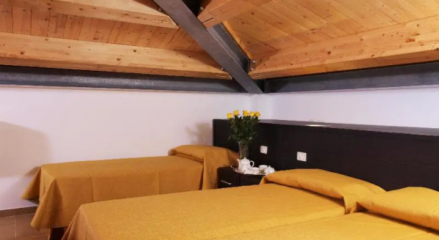 Трёхместный номер Standard c 1 комнатой Casepicarmo Guest House
