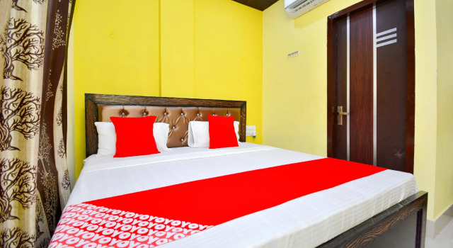 OYO 42911 Blue Sky Guest House