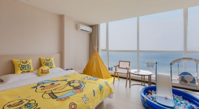 Двухместный семейный люкс с видом на море Tianxue Seaview Hotel