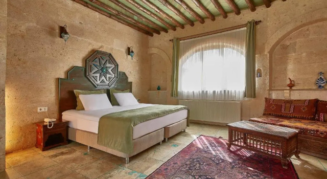 Люкс с красивым видом из окна Charm Of Cappadocia Cave Suites