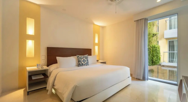 Номер Deluxe Nacar Hotel Cartagena, Curio Collection by Hilton