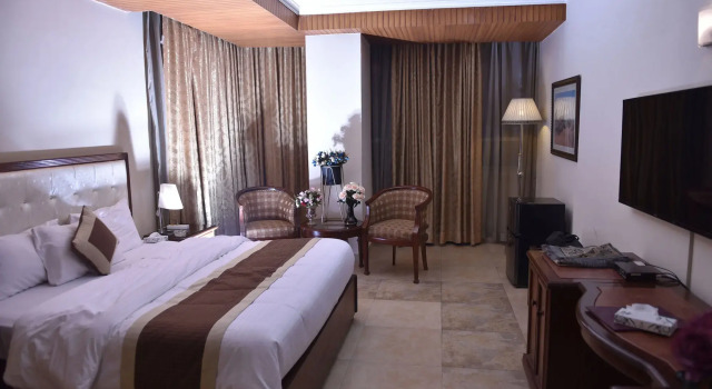 Shalimar Tower Hotel Lahore, Reservar Hotel Gulberg Lahore