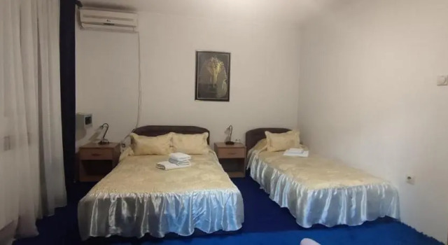 Guesthouse Prenociste Faraon, Buchen Sie Hotel Pljevlja Provinz Pljevlja
