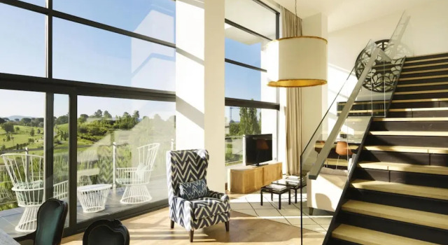 Люкс Presidential Hotel Camiral - The Leading Hotels of the World