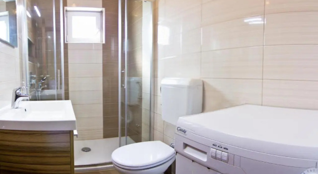 Апартаменты Apartments Foric Rab with Heated Pool, Sauna & Gym