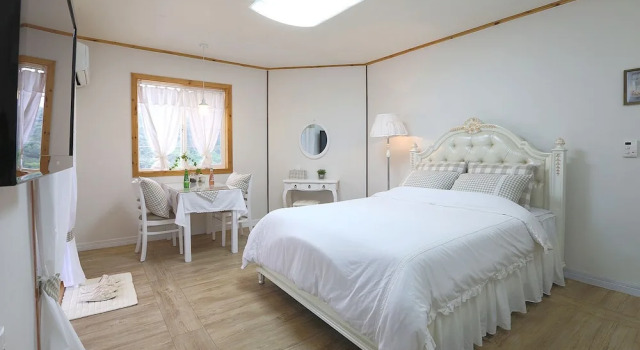Yellow star Pension
