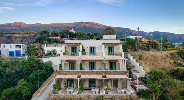 Casa Di Fiori Andros Suites, Prenota Affittacamere Hotel a Andro con parcheggio, Parcheggio