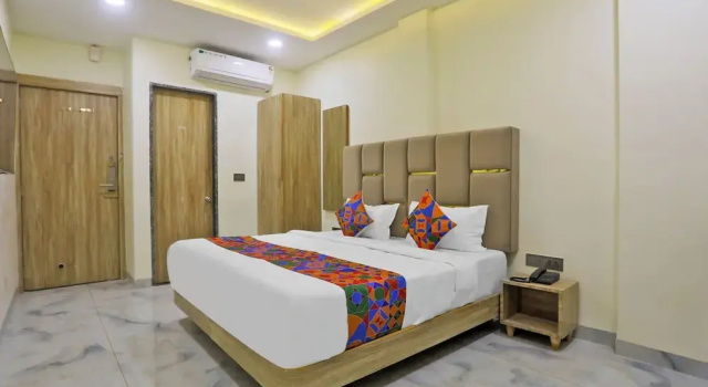 Номер Luxury Fabhotel Gaurav Inn