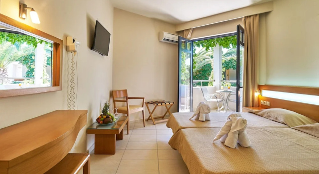 Номер Standard Eva Bay Hotel On The Beach