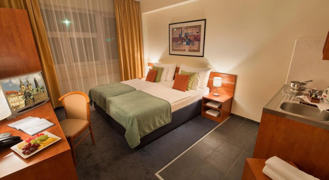 Rezidence Emmy, Rezervovat Hotel 4hvězdičkové hotely v Praha, 4*