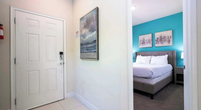 Коттедж Bright 5BD Disney Escape w Private Pool 1536