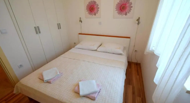 Apartments Ravlic, Prenota Appartamento Hotel a Isole Quarnerine con parcheggio, Parcheggio